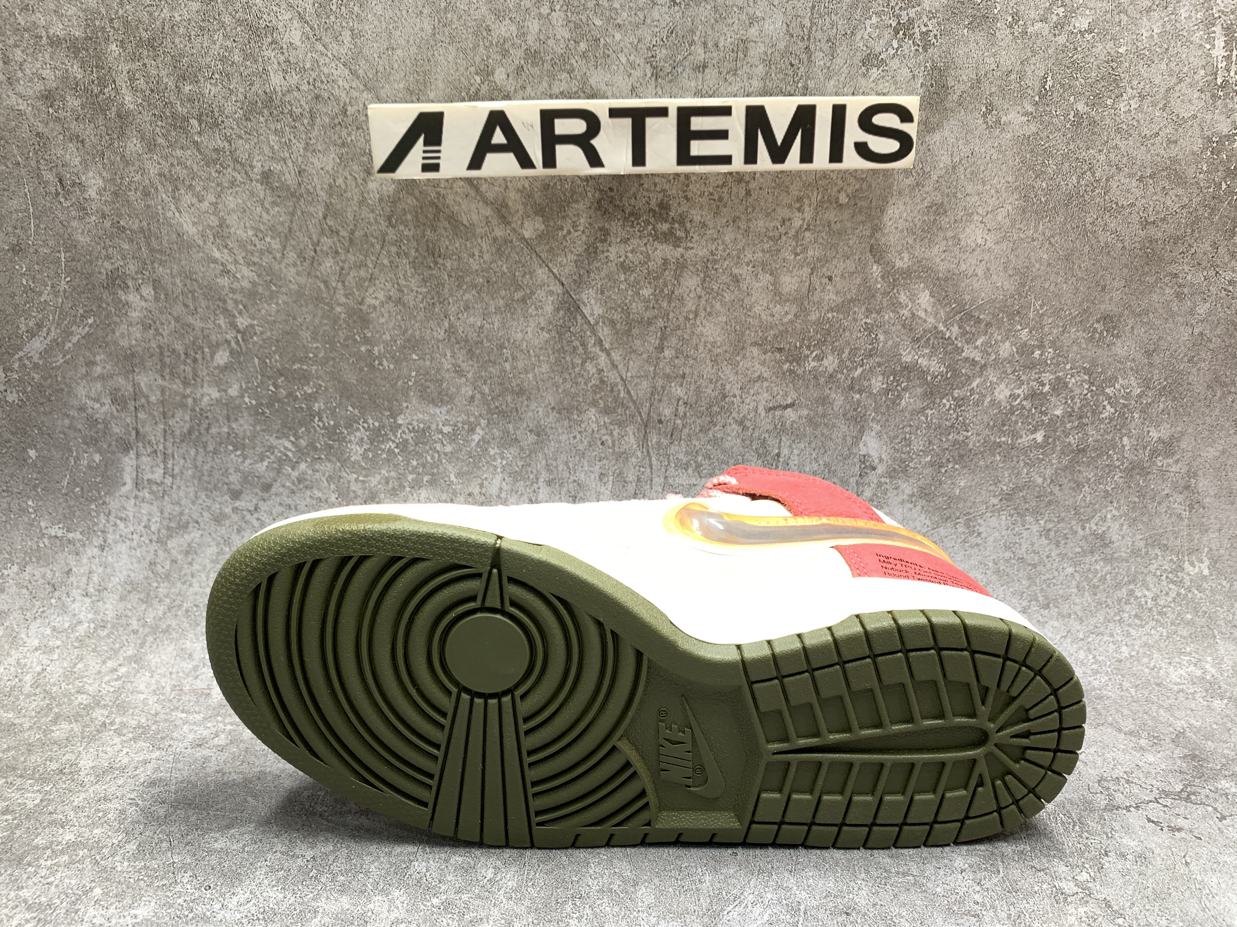 Nike Dunk Mid Social Status Free Lunch Strawberry Milk