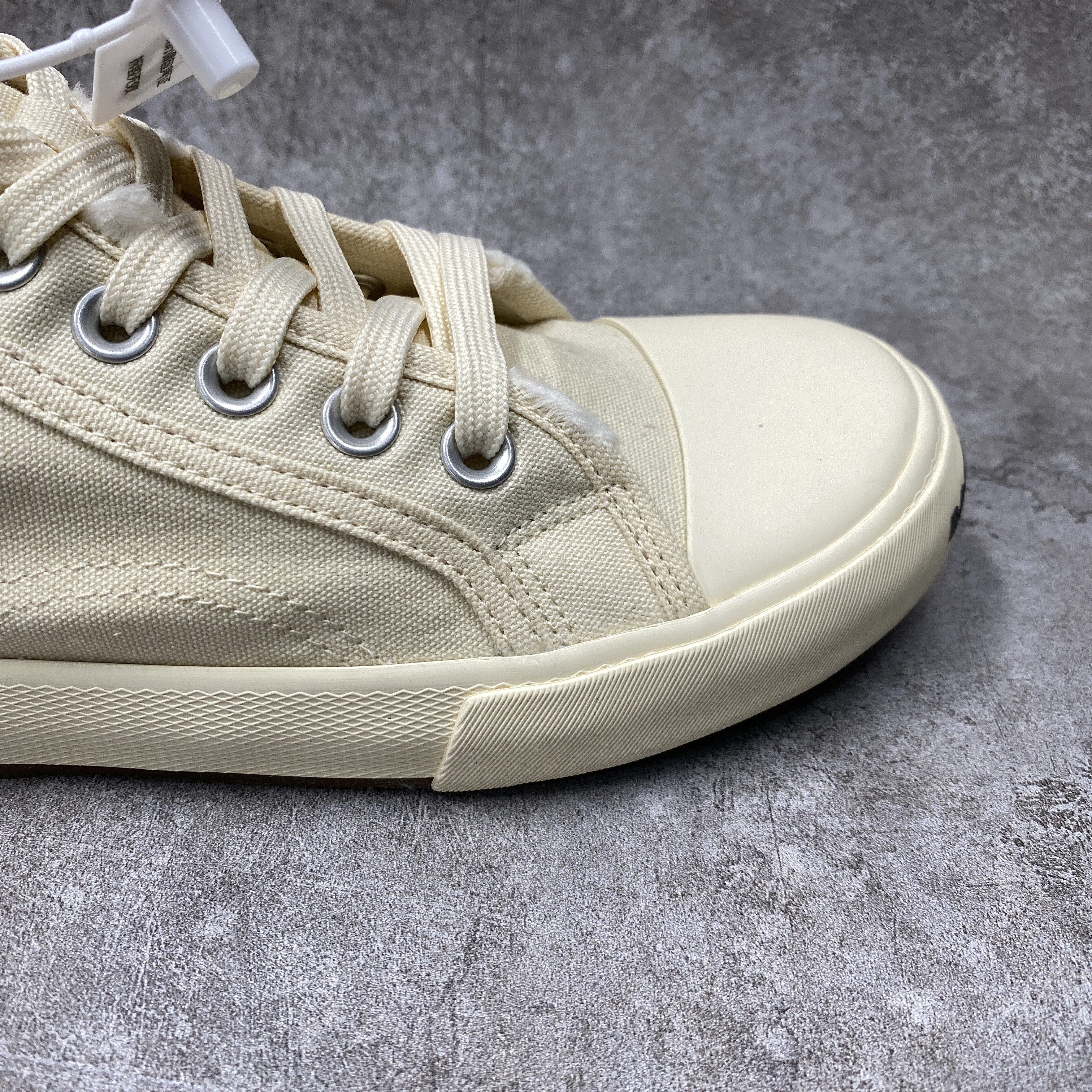 PARIS HIGH TOP SNEAKER IN WHITE