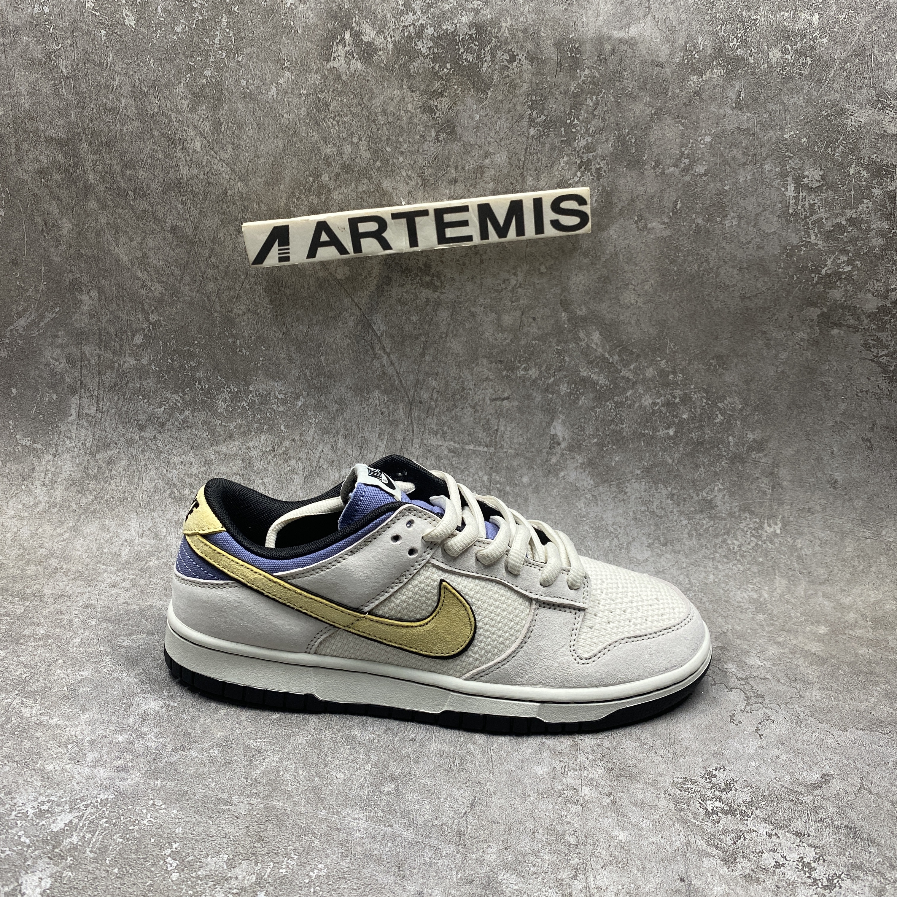 Otomo Katsuhiro x Nike SB Dunk Low Steamboy OST Yellow Blue