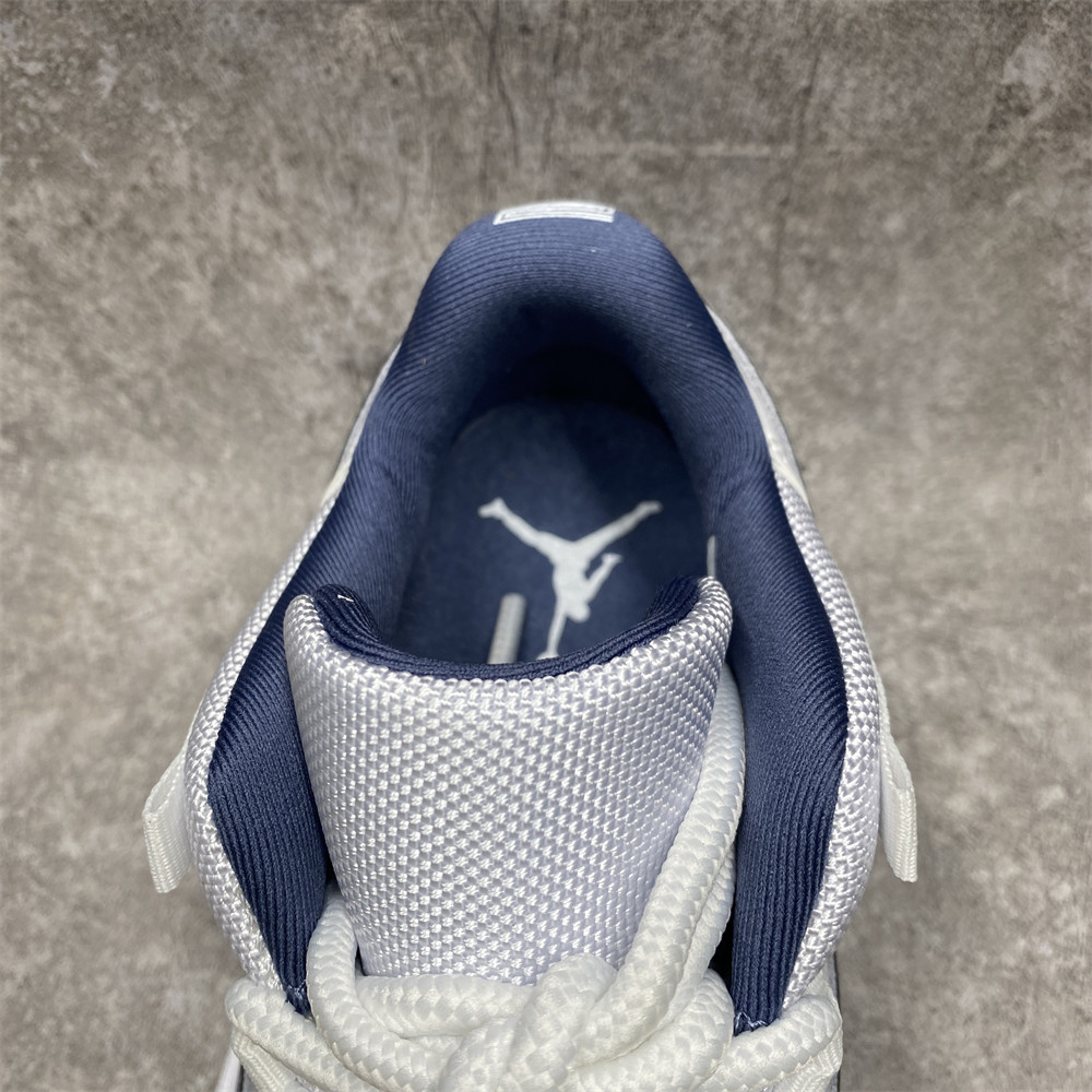 AIR JORDAN 11 RETRO LOW