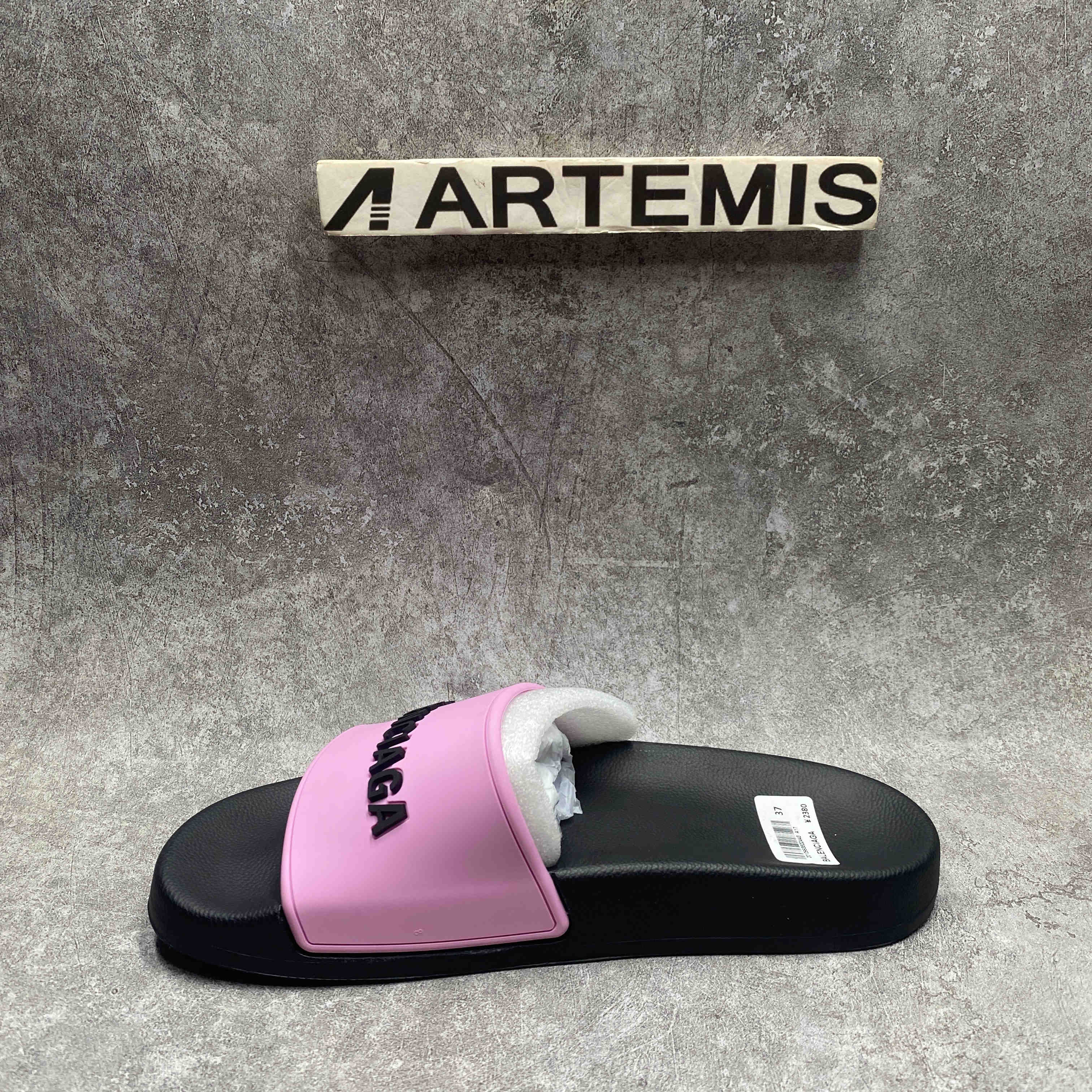 Ba*len*cia*ga pool slide black pink