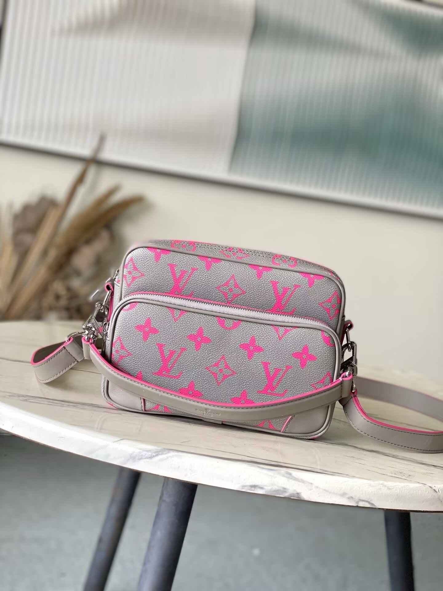 LV Nil M15024 25x17.5x11cm