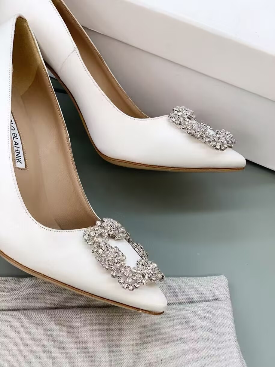 ua man010 B1ahn*k hangisi jewel buckle pumps