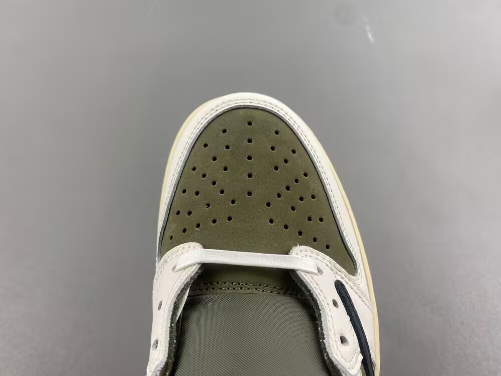 UA Jordan 1 Retro Low OG SP Travis Scott Medium Olive