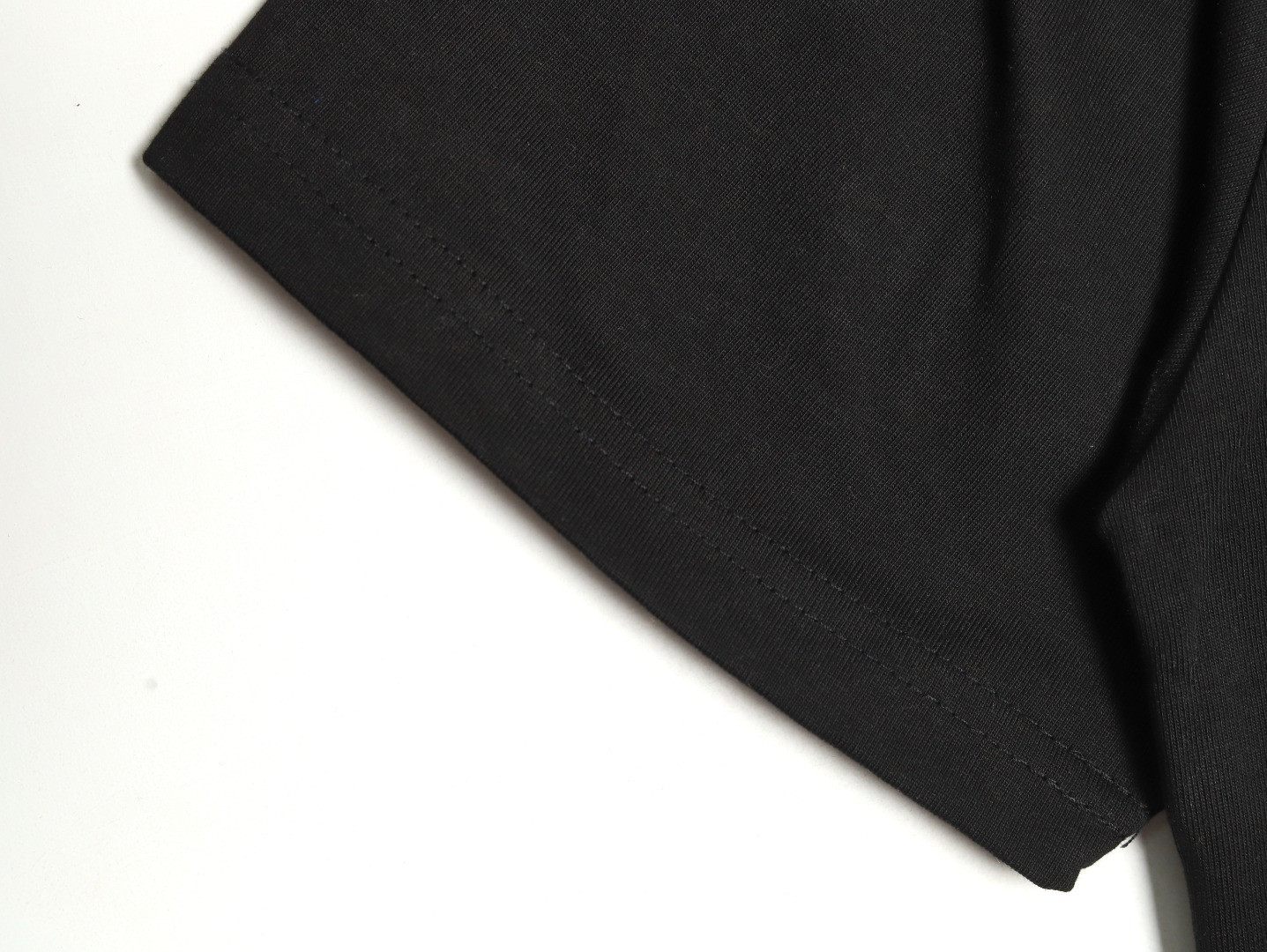 GIVENCHY 25ss Short-sleeved T-shirt