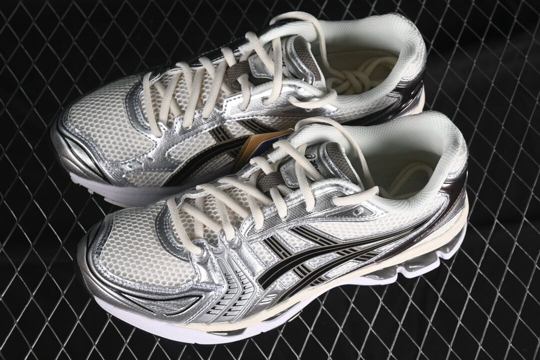 ua As*ic*s gel-kayano 14 cream black metallic plum