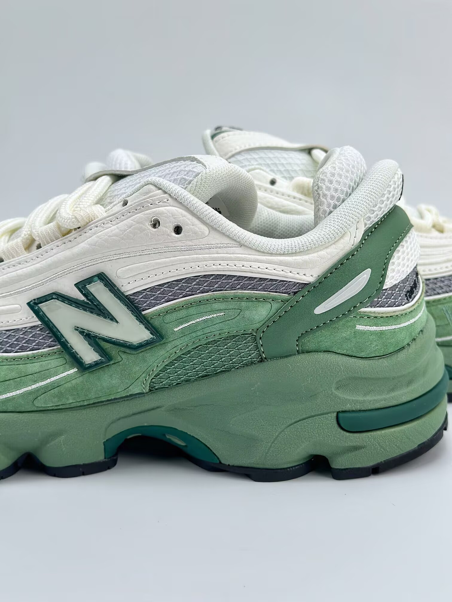 UA New Balance 1000 Green