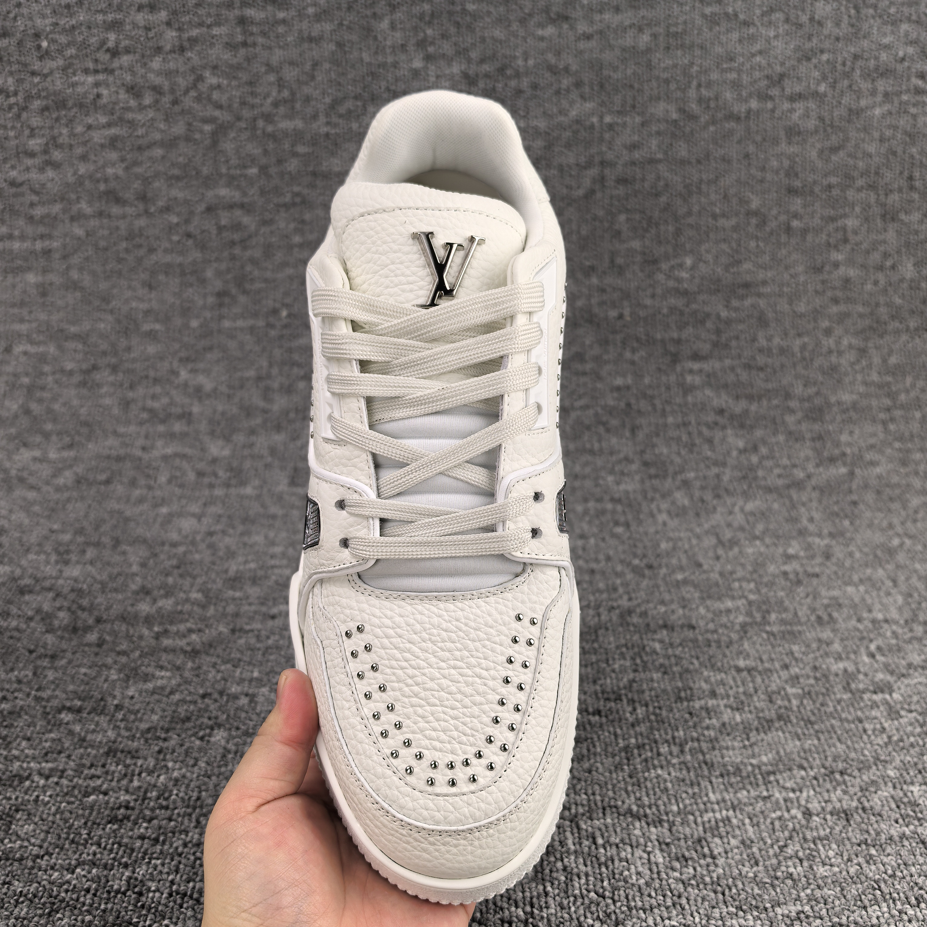 UA LV Trainer Sneaker