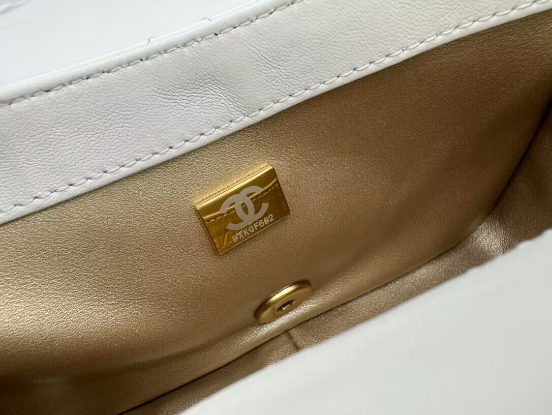 Ch*el mini classic handbag pearl chain 11.5x17x5cm