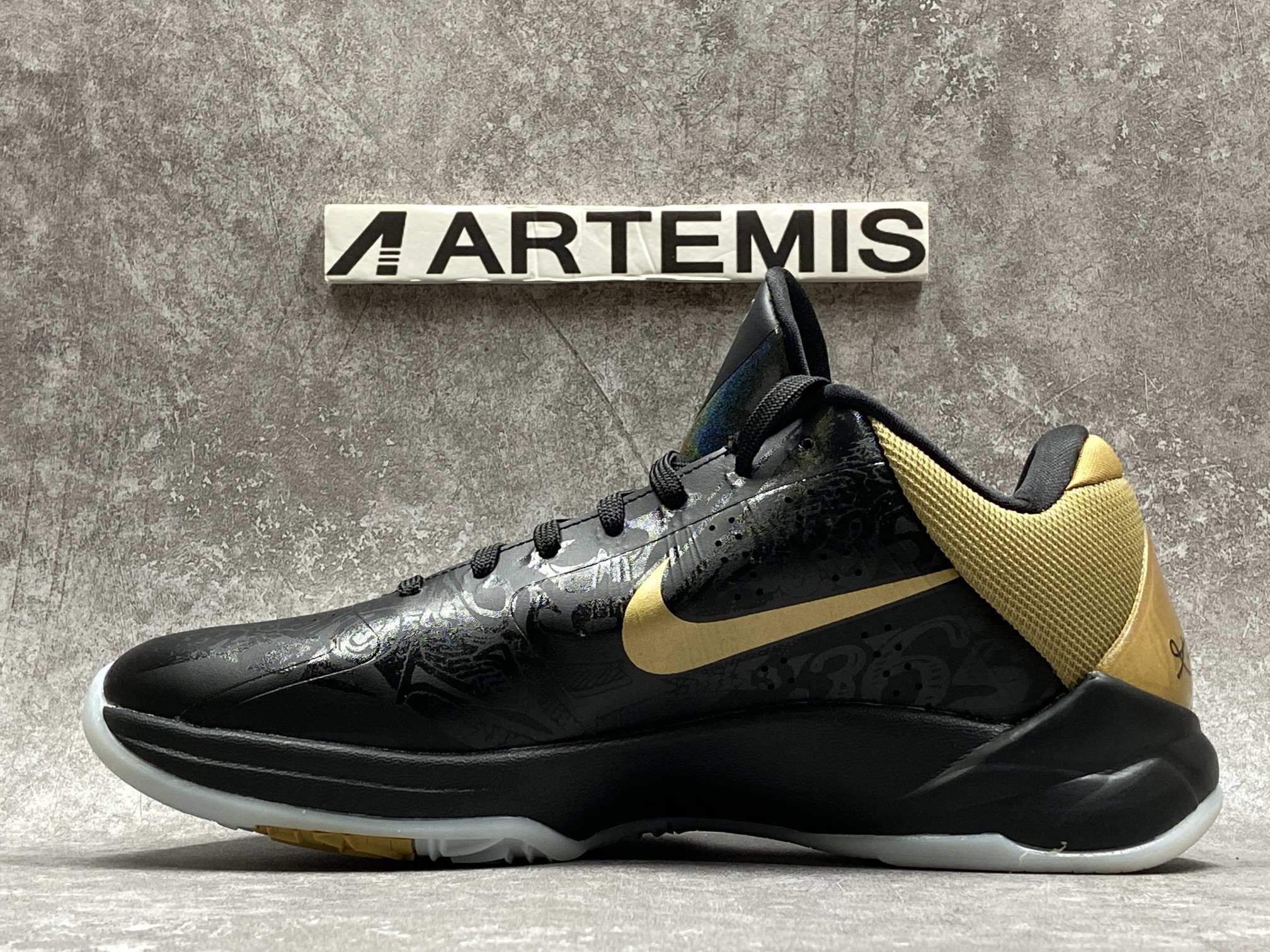 Nike Kobe 5 Big Stage Away