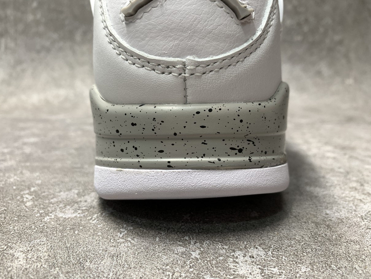 Air Jordan 4 Retro White Oreo