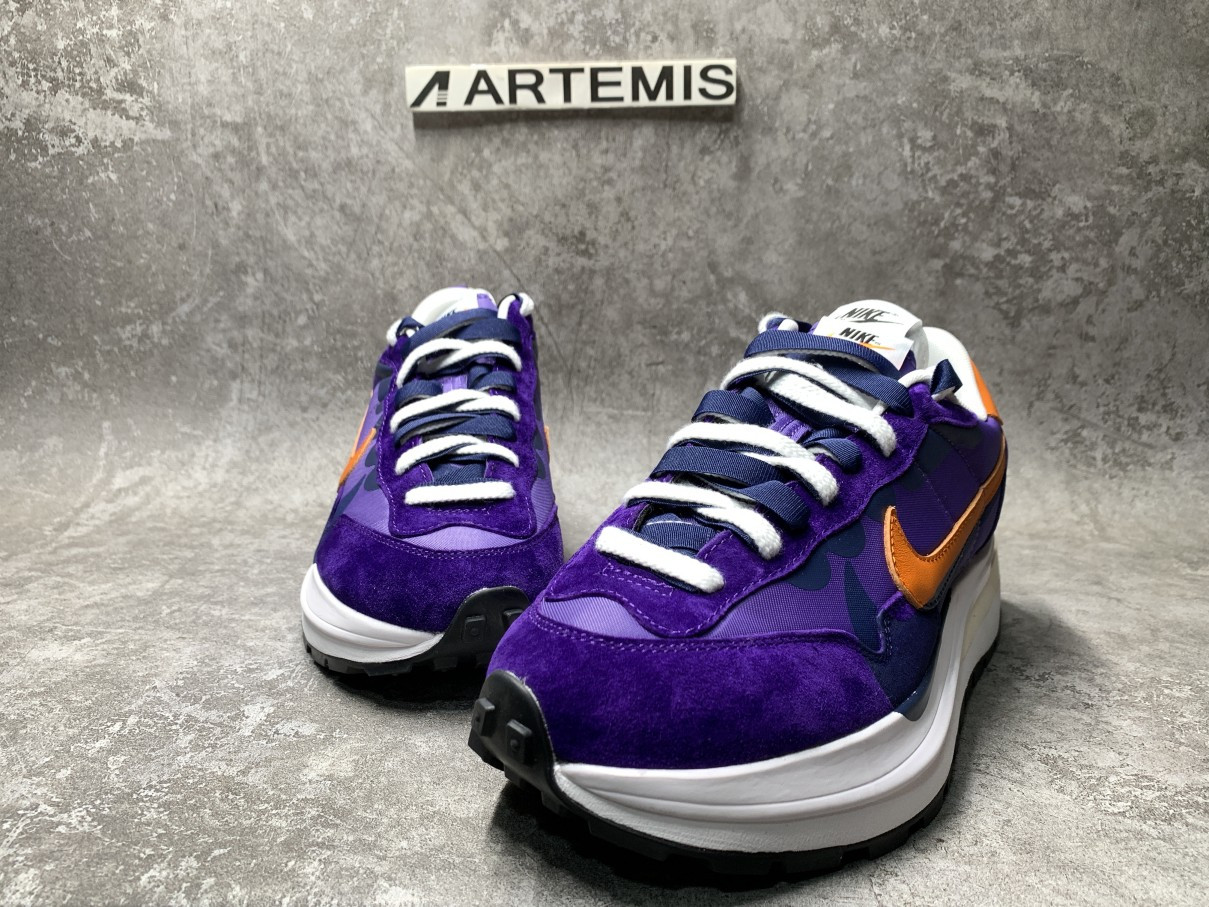 Nike Vaporwaffle Sacai Dark Iris