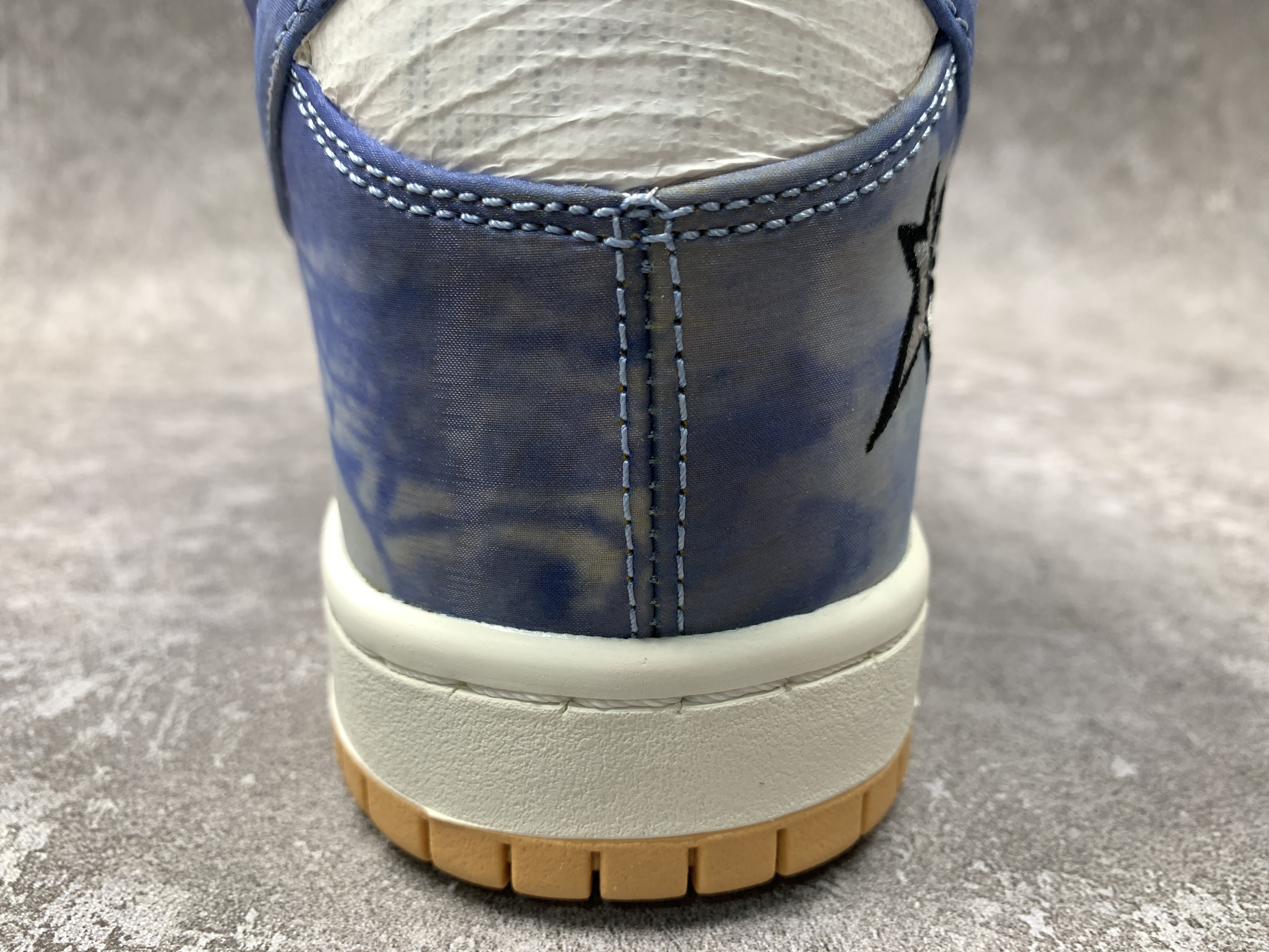 Nike SB Dunk High Carpet Company