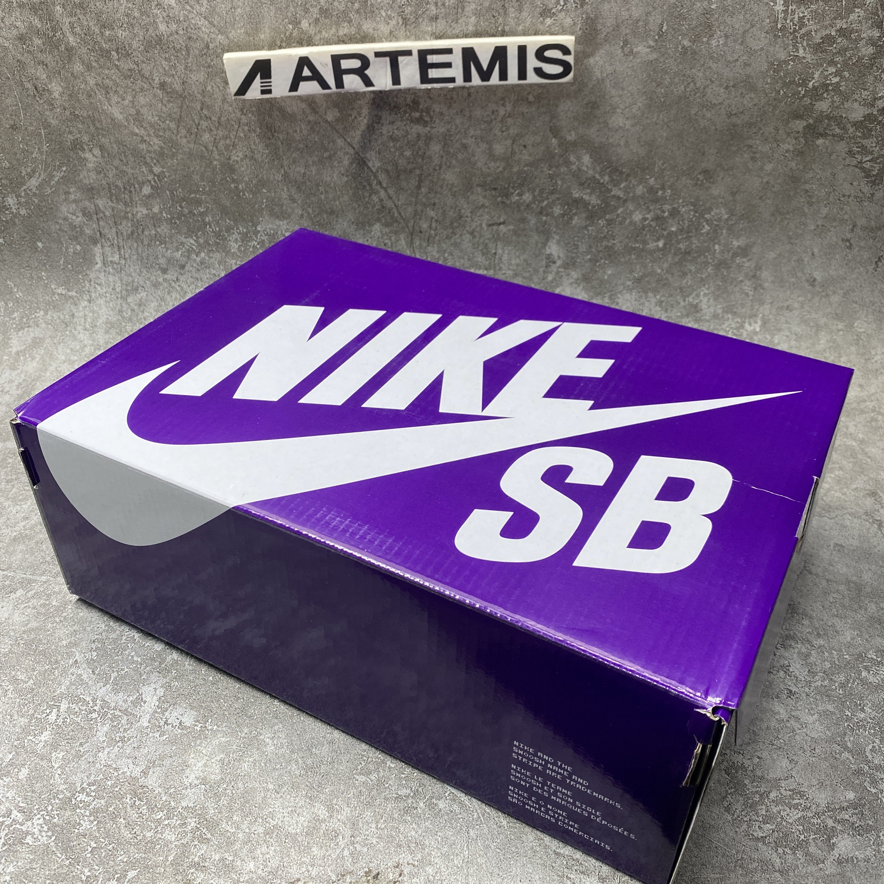 Nike SB Dunk Low Chlorophyll