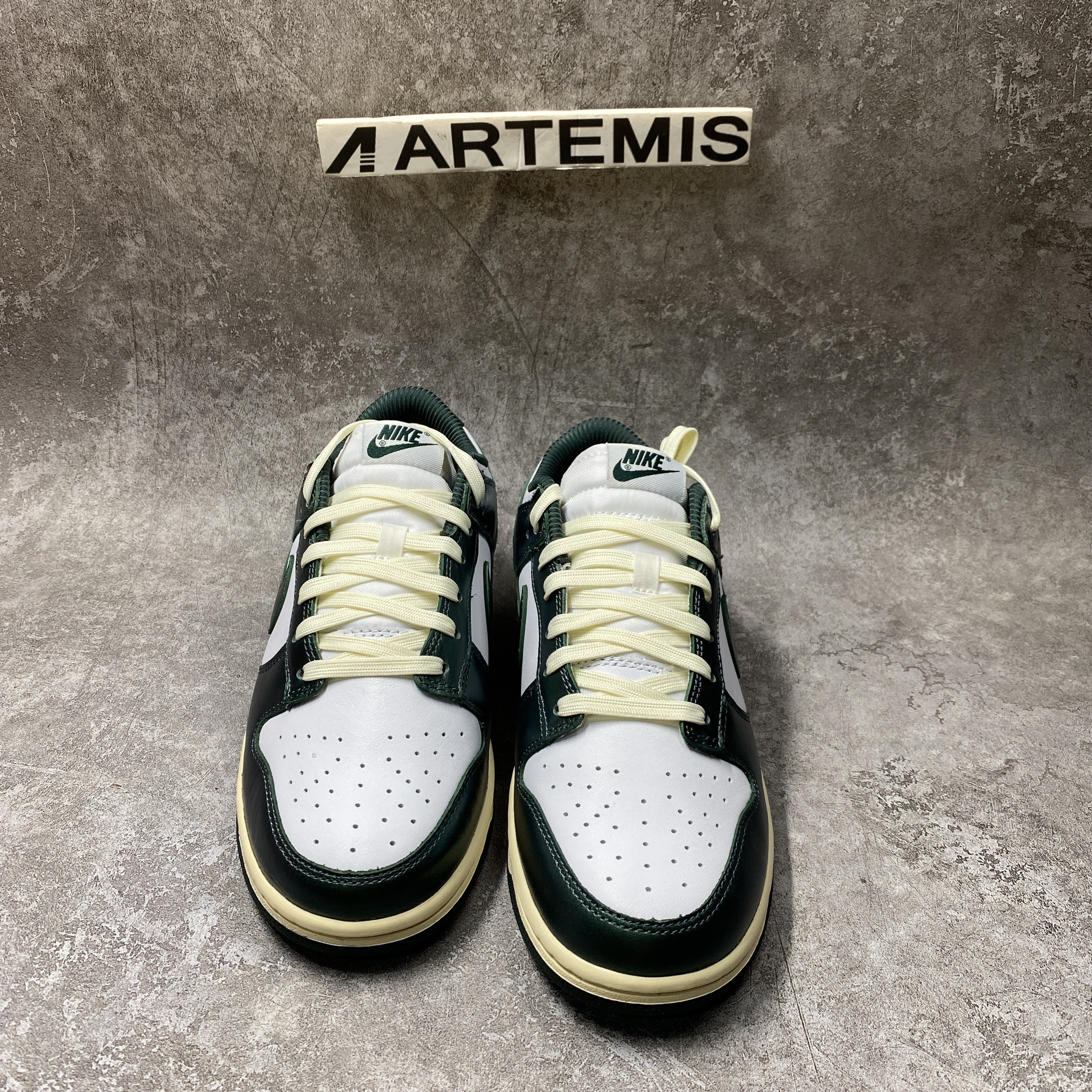 Nike Dunk Low Vintage Green