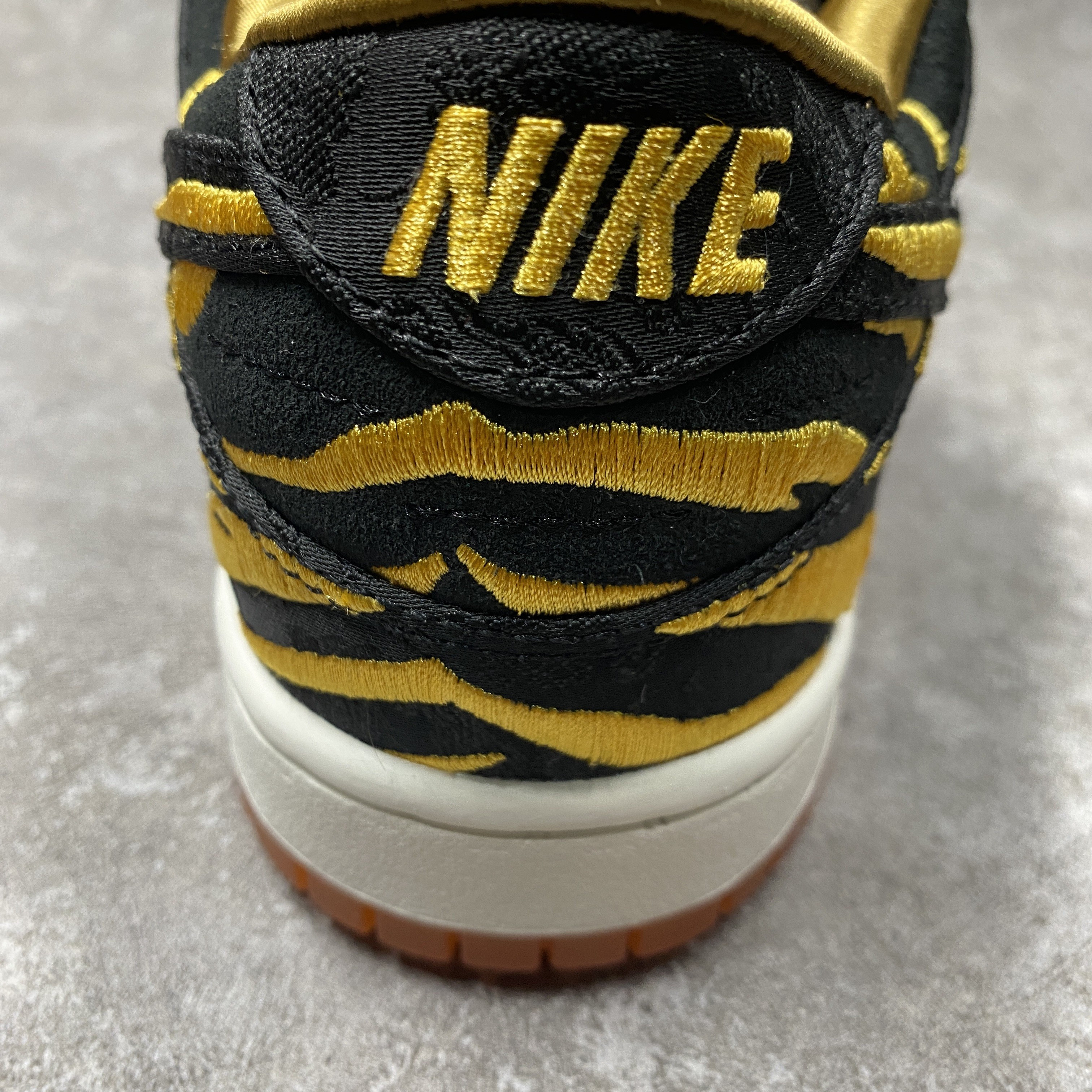 Nike Dunk Low Year of the Tiger（2022）