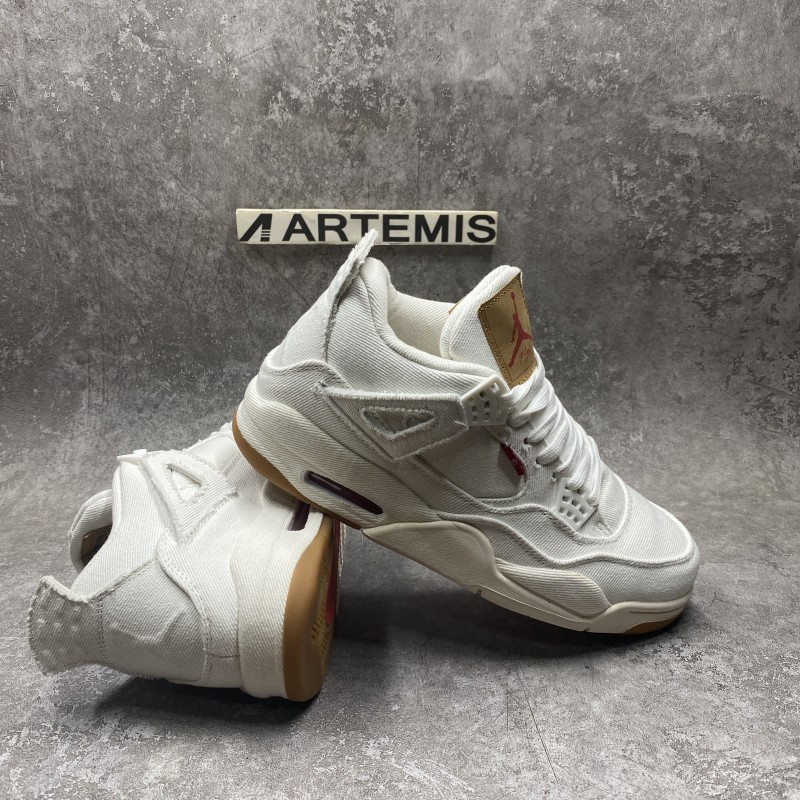 Air Jordan 4 Retro Levi