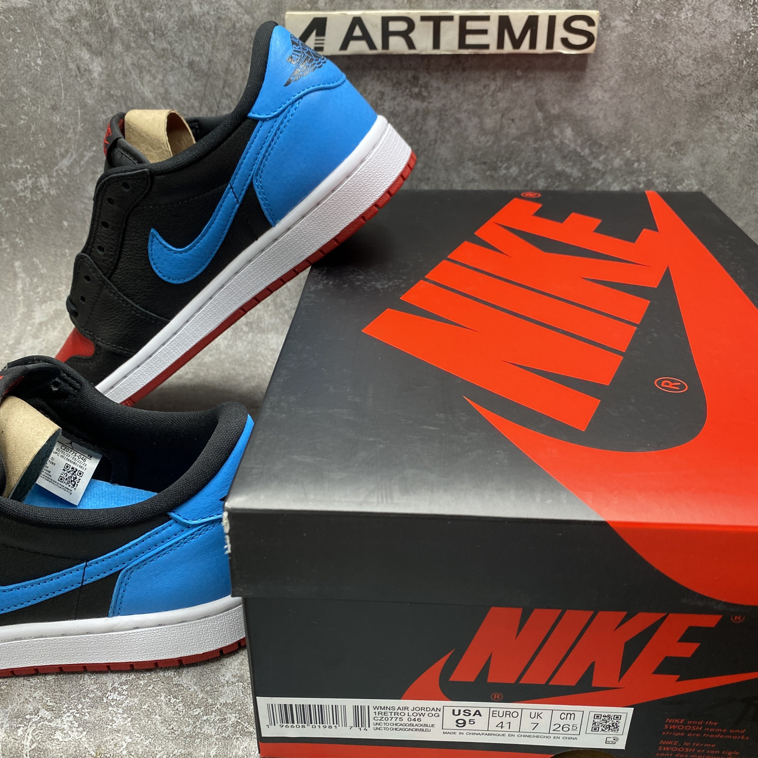 Air Jordan 1 Retro Low OG