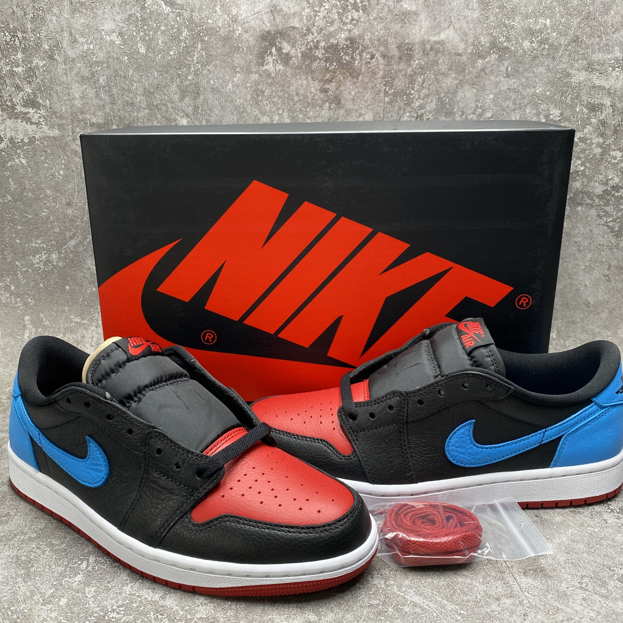 Air Jordan 1 Retro Low OG