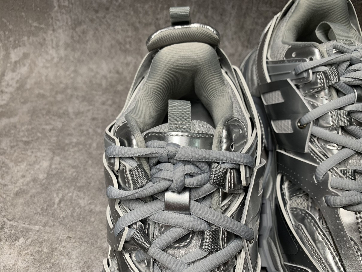 Balenciga Track Silver