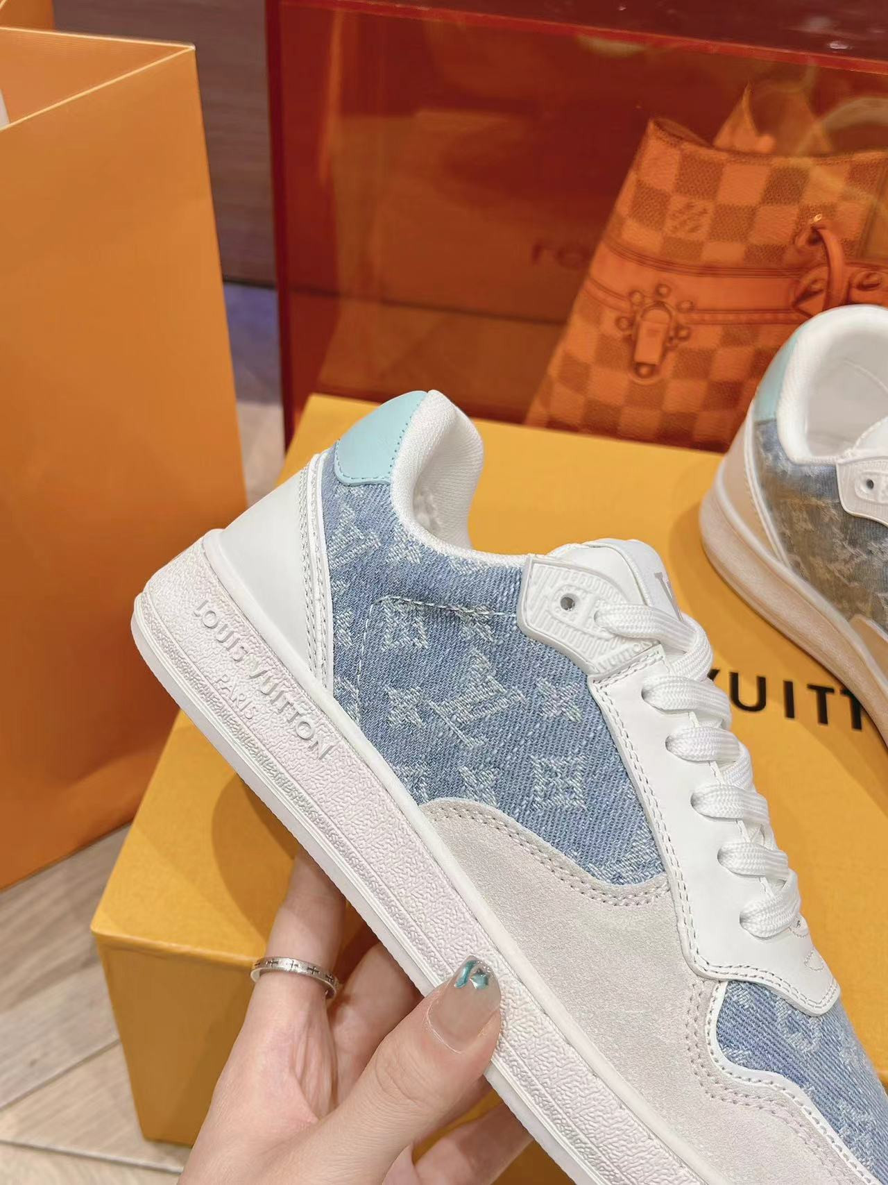 UA LV Stadium Sneaker