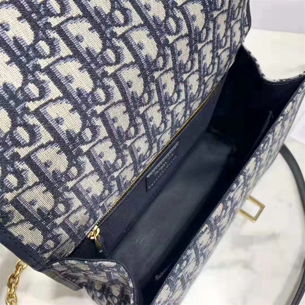 D*or 30 montaigne chain bag oblique 24x18x8 cm