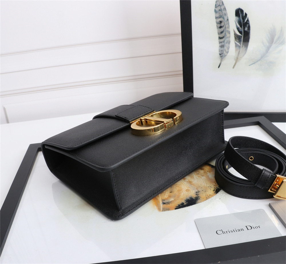 D*or 30 montaigne chain bag grained black