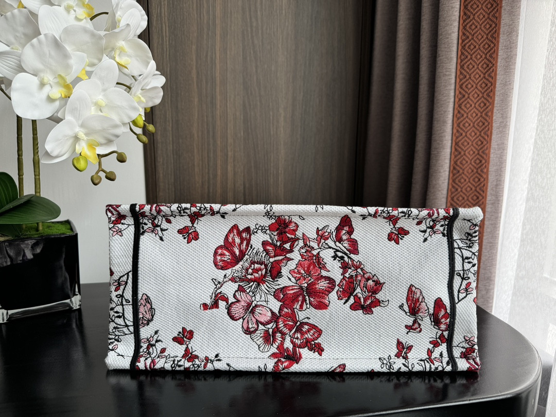 medium D*or book tote white and red le cœur des papillons embroidery 14 x 11 x 6.5 inches
