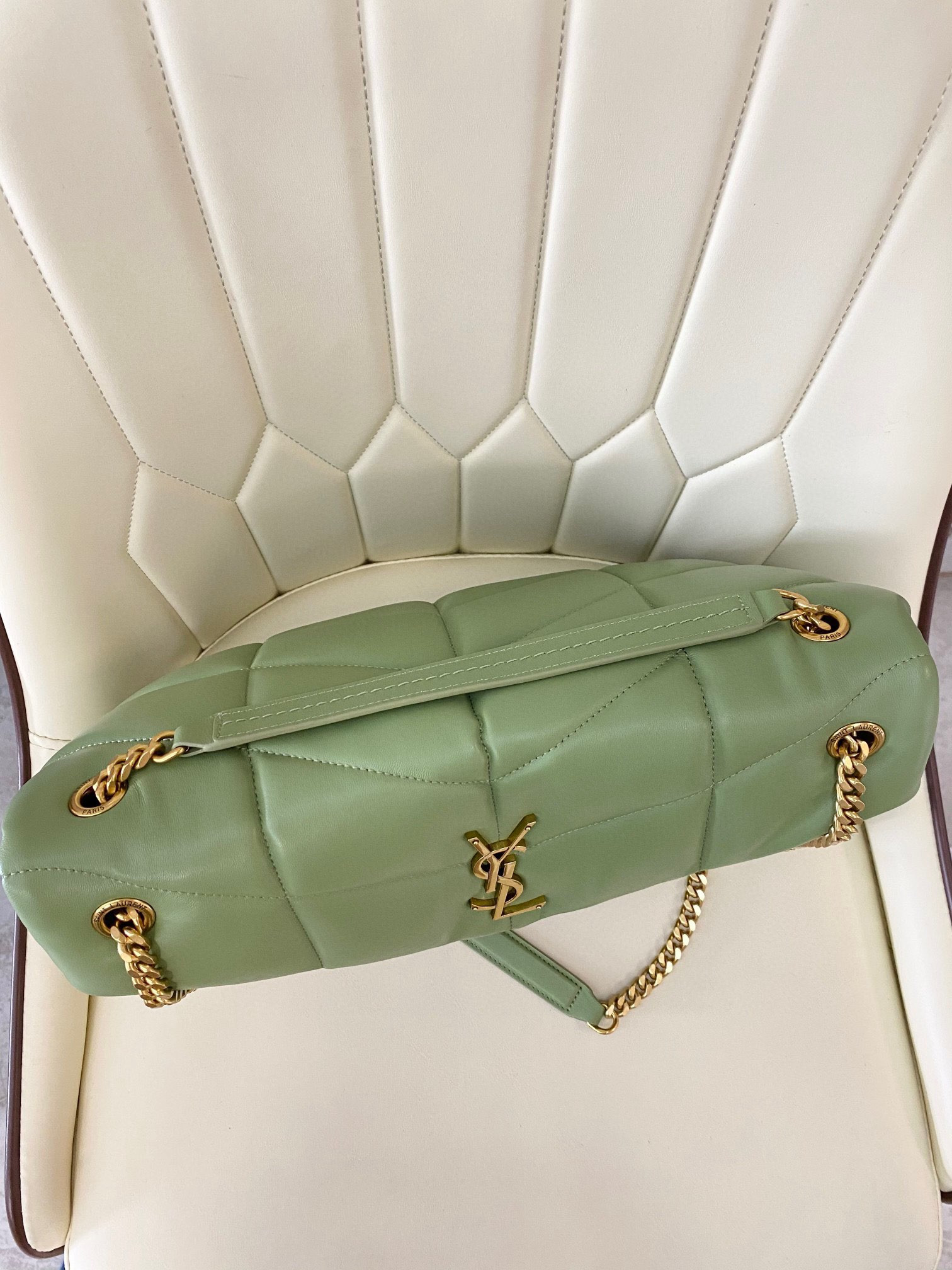 Y*L puffer medium in nappa leather light green 13.7 x 9 x 5.3 inches