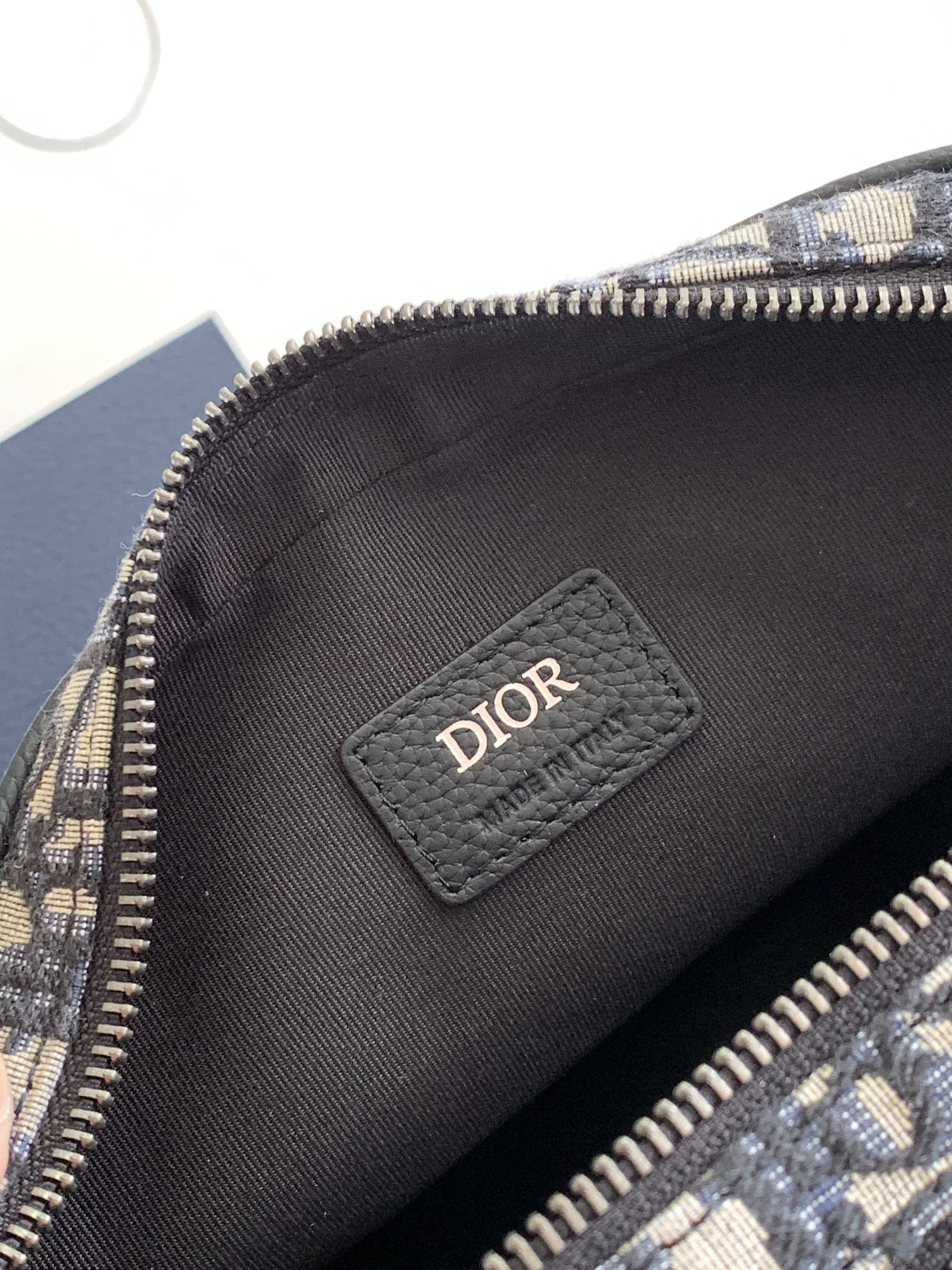 D*or maxi safari bag with strap beige and black D*or oblique jacquard