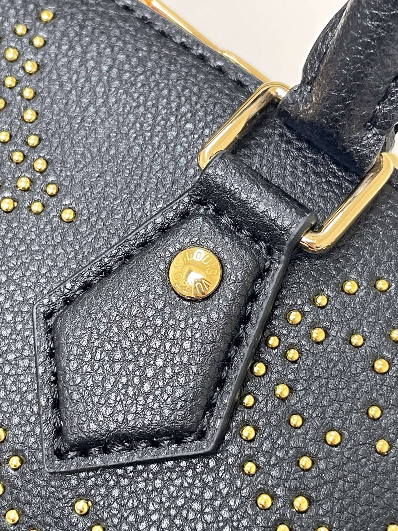 LV M46736 Speedy Bandoulière 25 9.8 x 7.5 x 5.9 inches