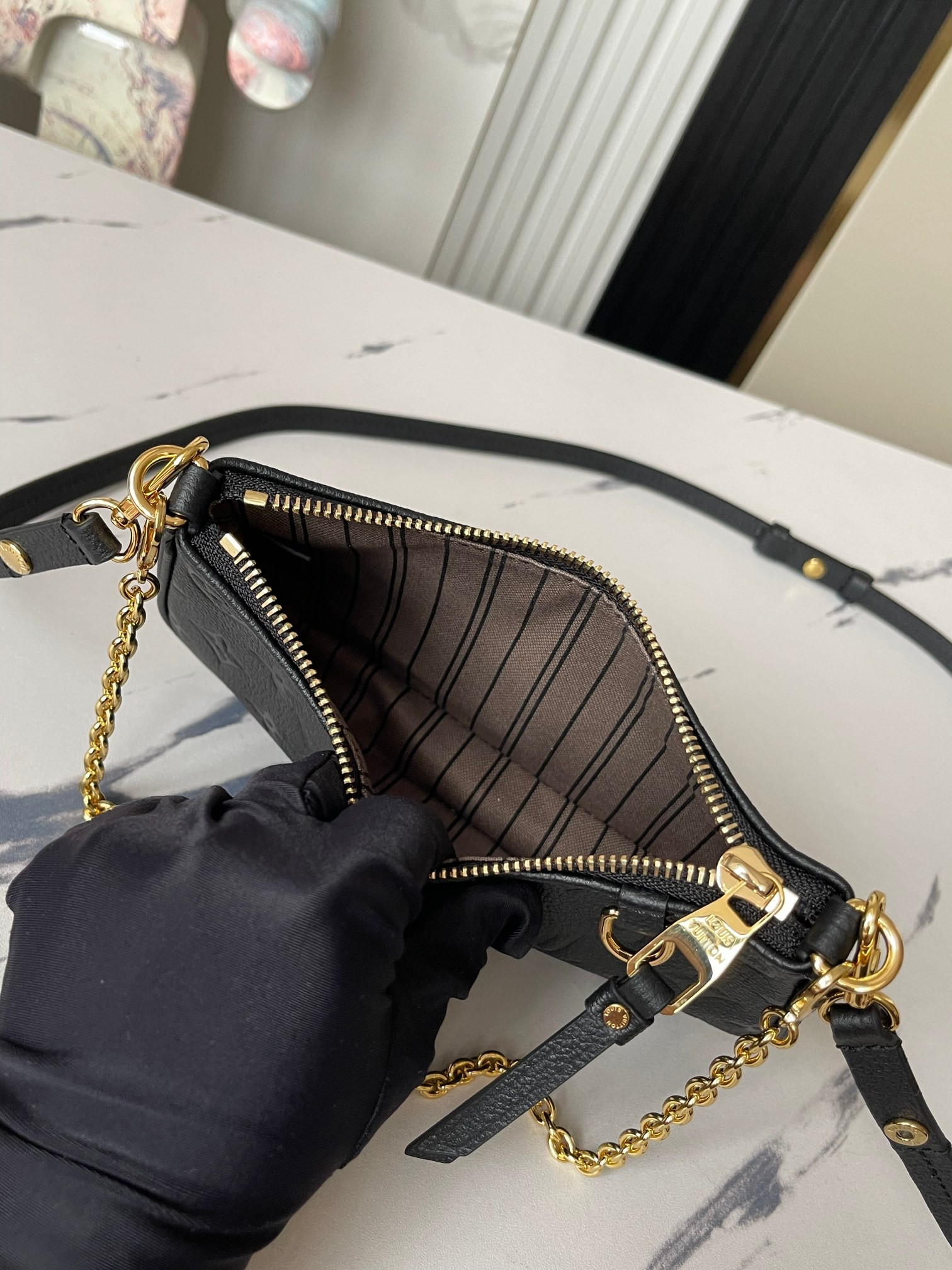 LV EASY POUCH ON STRAP M80349 7.5 x 4.5 x 1.2 inches