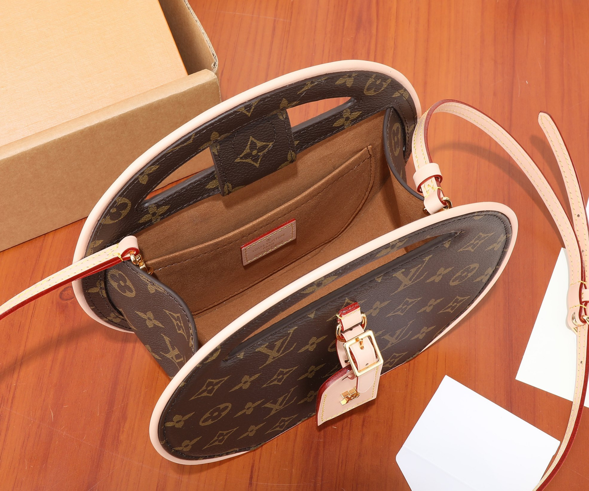 LV Around Me PM M47117 8.9 x 8.3 x 2.8 inches