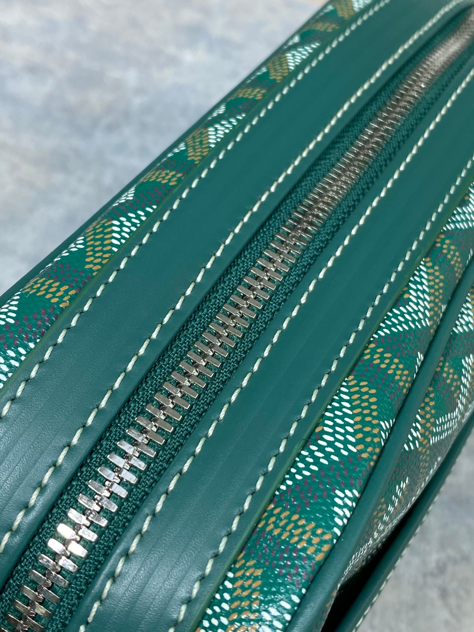 Go*ard cap-vert pm bag 13x6.5x22cm