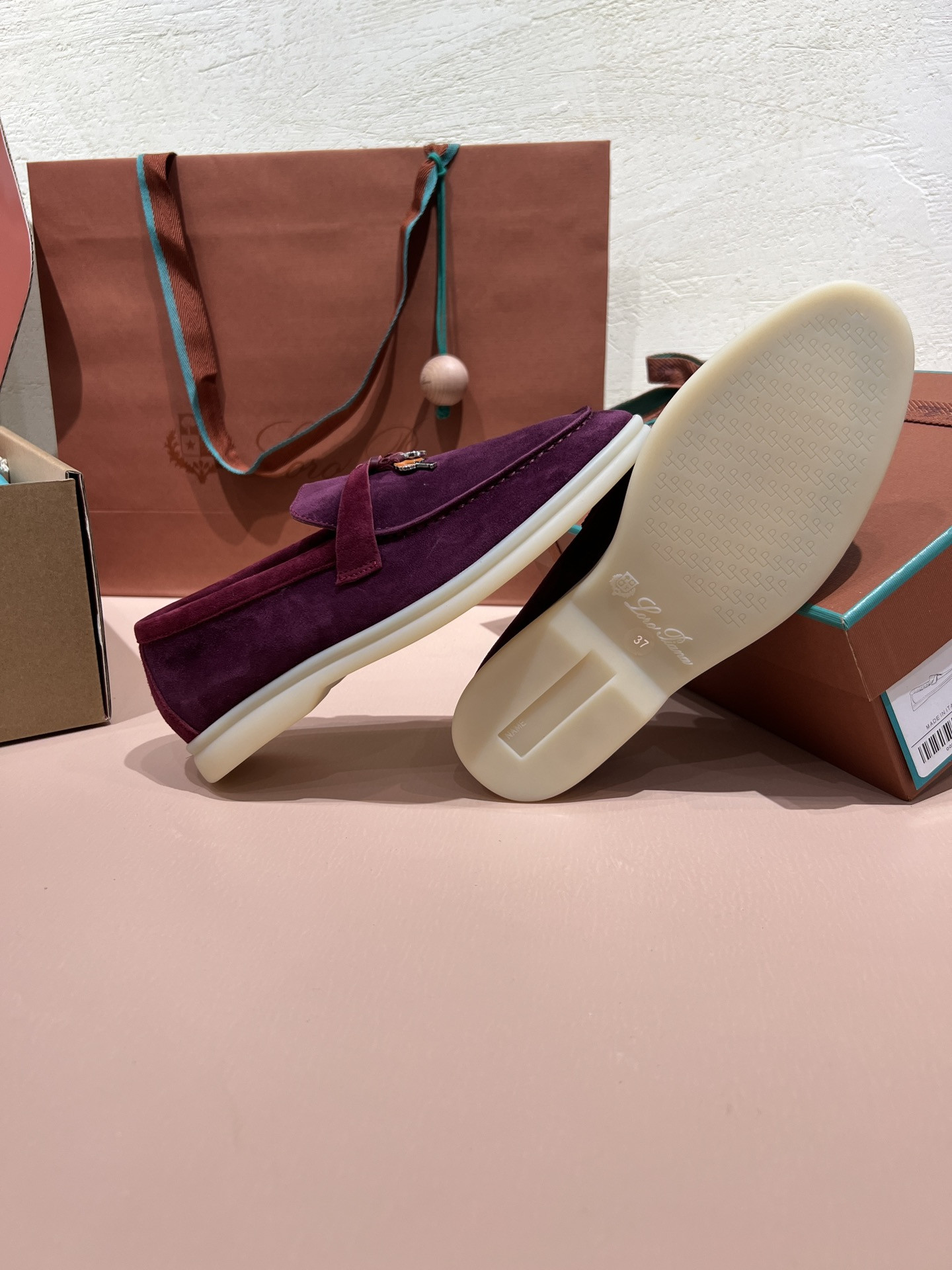 ua L**o p*ana summer charms walk loafers