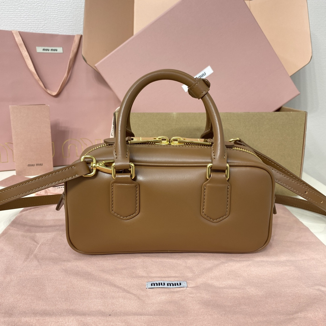 Miu Miu Arcadie leather bag 10.5x22x7.5cm