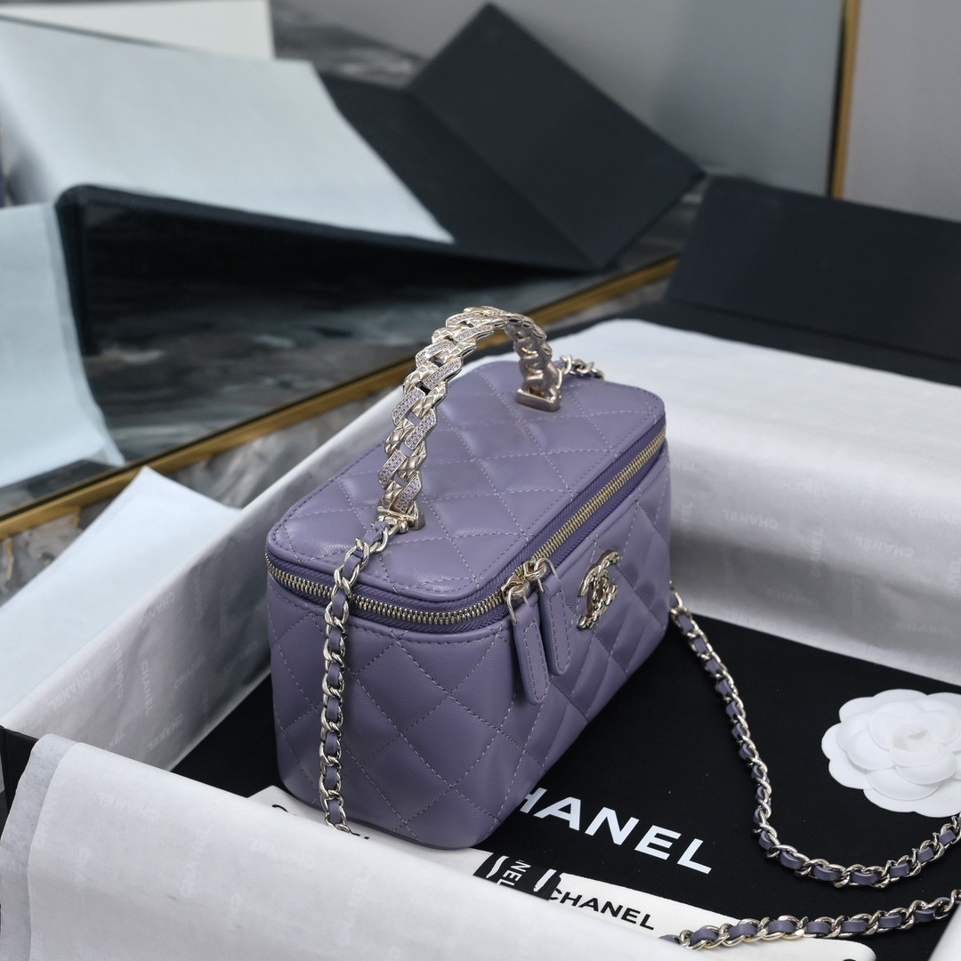 Ch*el clutch with chain 10x16x8cm