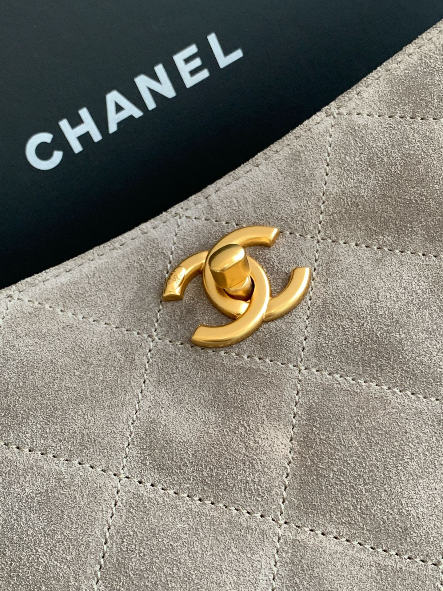 Ch*el shopping bag hobo 26x31x13cm