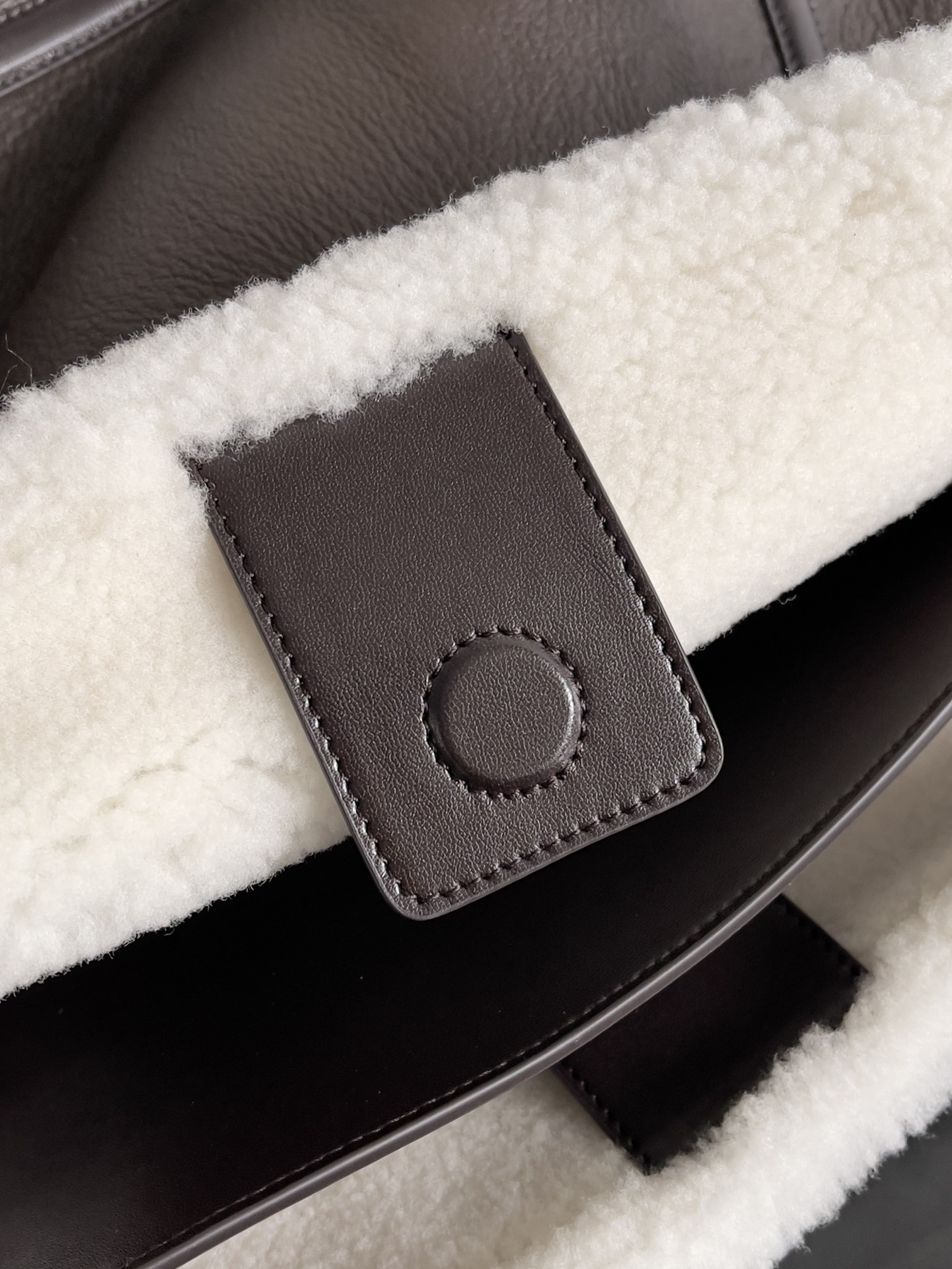 bo*te*ga Ve*ne*ta large andiamo 45x22x34cm