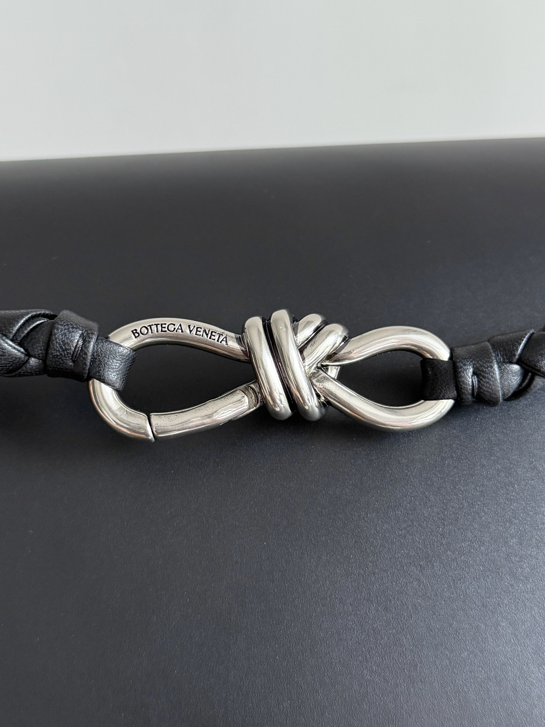 bo*te*ga Ve*ne*ta medium andiamo messenger 37x26x13cm